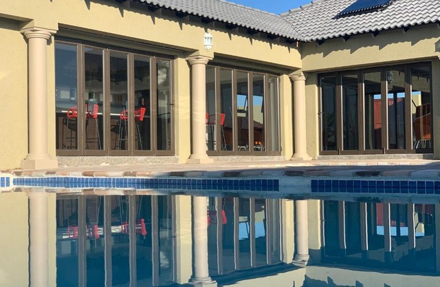 Yami Nawe Lodge