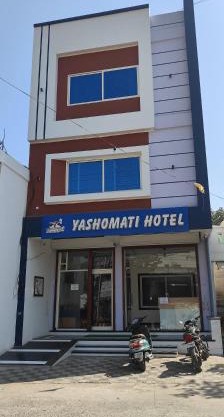 Yashomati Hotel