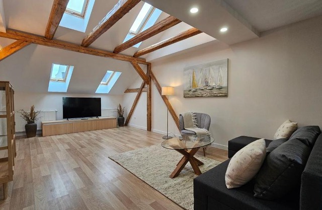 YFB I 130m2 Designwohnung mit 2 Bädern