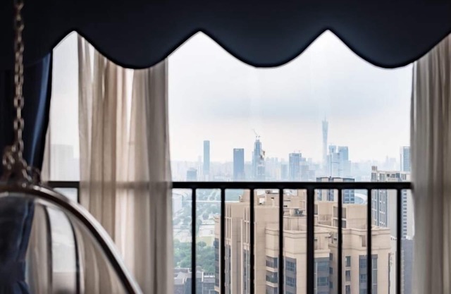Yi Long International Apartment