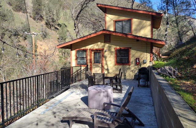 Yosemite Gatekeeper's Lodge