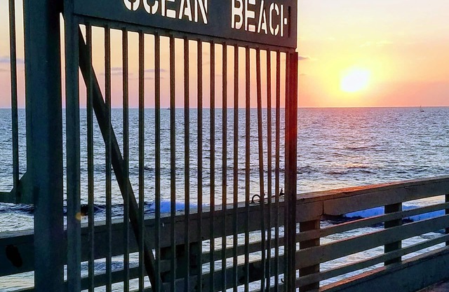 You'll Love the Casita in Ocean Beach 1/2 Block to Santa Cruz Beach Cove