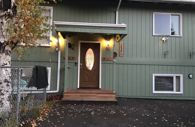 Your AK Home Away from Home in Alaska! Private DOWNSTAIRS/BASEMENT 2 bedroom apt