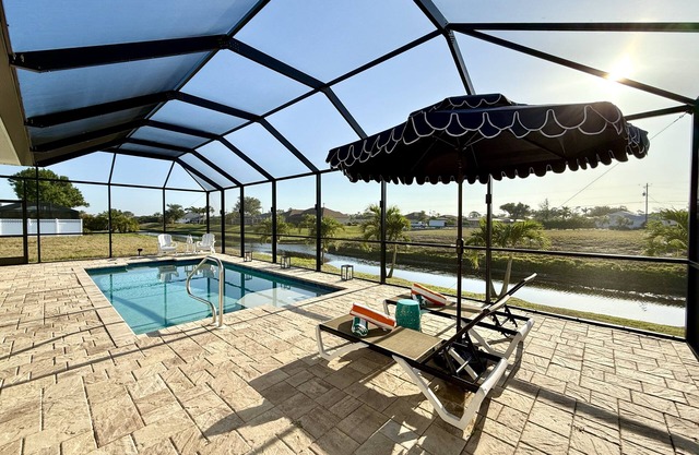 * Your Dream Florida Escape Awaits! *