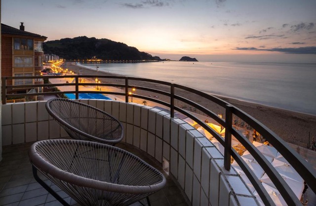 Zarautz Beach with parking by Aston Rentals