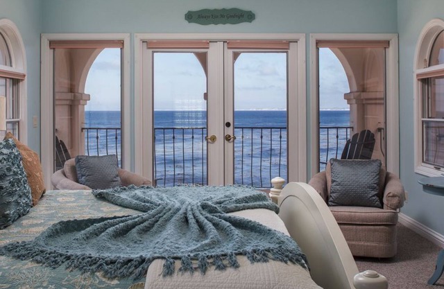 Zatara - Pacific Grove Beach House - Oceanfront Mediterranean