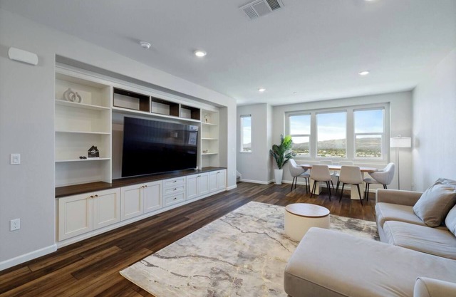 Zen Zest Zone: Unwind and Relax