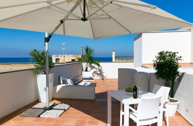 ZIBIBBO SUITES & ROOMS - Aparthotel in Centro Storico a Trapani