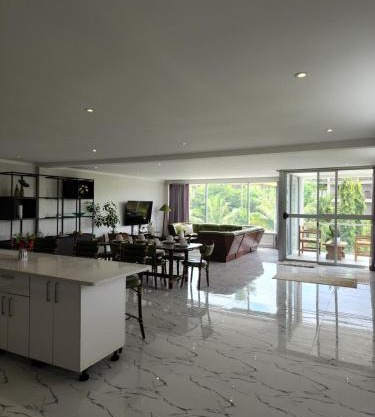 Zoya Penthouse No 10