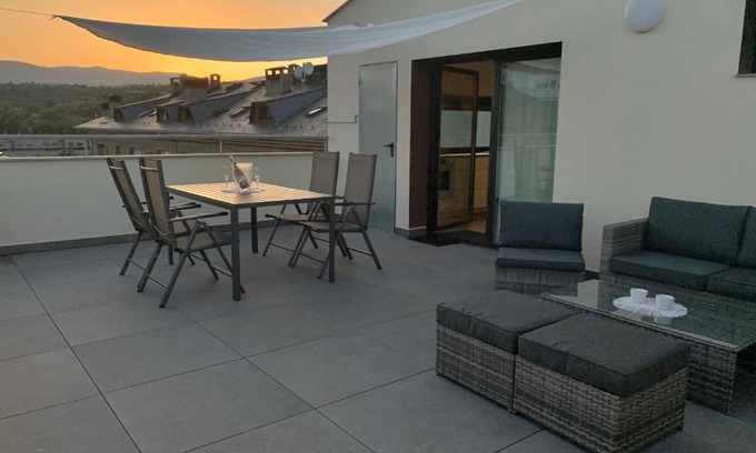 La Seu d'Urgell Apartment | Panoramic Retreat in La Seu d'Urgell - Rated 9.7/10