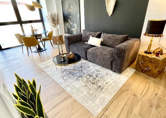 Benalua Apartment | Experience Ágata 10-4E: Oceanfront Paradise with a 9.3 Rating