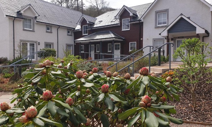 Killin Apartment | Álainn Eve: Guest Rated 9/10 with Hot Tub & Breakfast