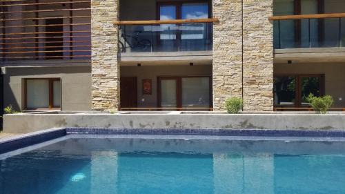 San Martin de los Andes Apartment | Guest Favorite Álamos de los Andes 2L with Pool Access