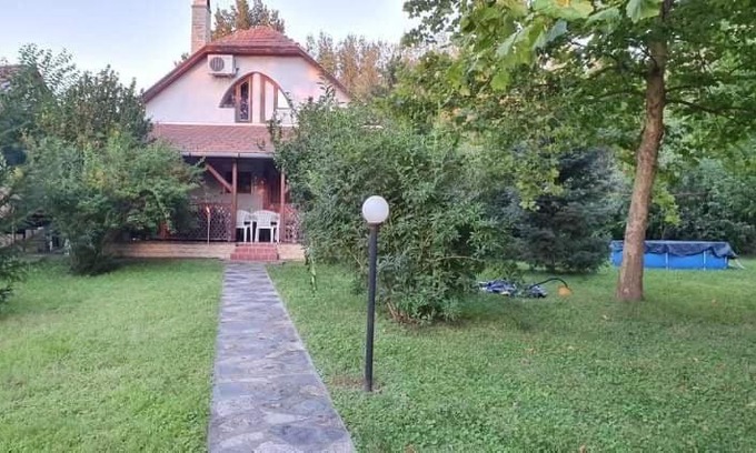 Bekesszentandras House | Discover Álmod-Lak: Family-Friendly Stay in Békésszentandrás