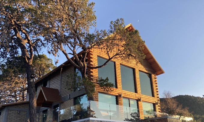 Arteaga Cabin | Área privada con una cabaña nueva equipado con todas las comodidades.