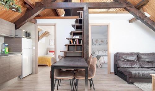 Canfranc Apartment | Family-Friendly Ático Canfranc: Your Ideal Getaway