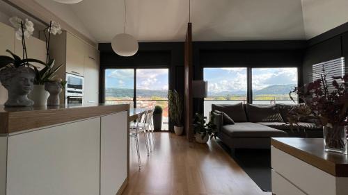 Olot Apartment | Stylish Penthouse with Terrace in Central Olot - 4 Stars