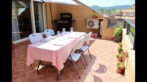 Entrena Apartment | Central Penthouse with Terrace and BBQ - Rated 9.5/10
