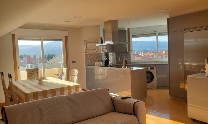 Arcade Apartment | Tranquil Oceanfront Suite Near the Beach - Rated 9.3/10