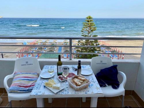 Roquetas de Mar Apartment | Oceanfront Getaway at Apartamento Cielo Azul - 4 Stars