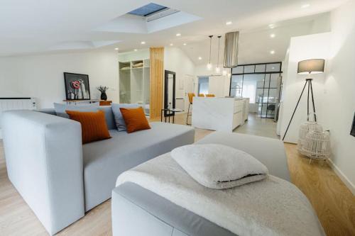 Lugo Apartment | Cozy Ático Isabel by the Roman Wall, Rated 9.5/10