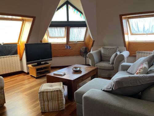 Vilanova Apartment | Experience Ático Vilanova: 9.2/10 Rated Family Haven