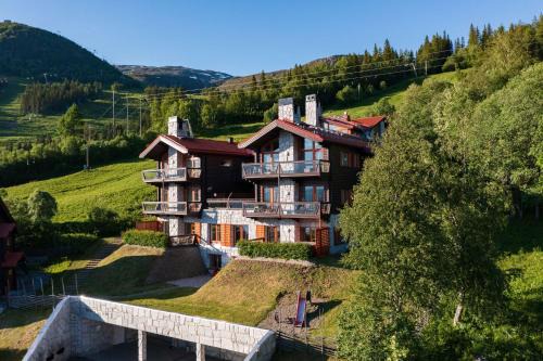 Are Apartment | Discover Tottbacken: 4-Star Hotel with Hot Tub & Breakfast