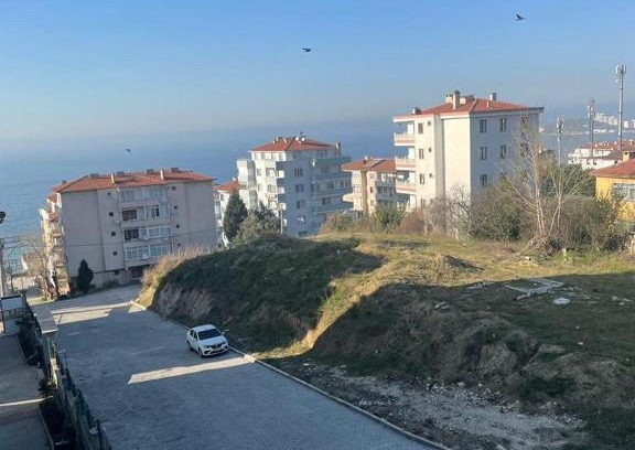 Cinarcik Apartment | Family-Friendly Çınarcık Yalova with Three Bedrooms