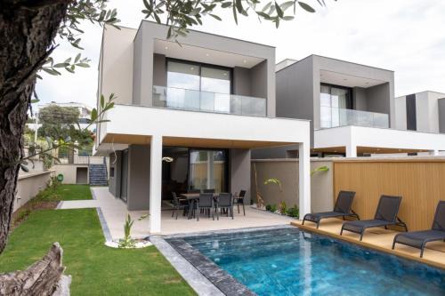 Cesme Villa | Indulge in Çeşme’s Premier 4-Star Hotel with Pool Access