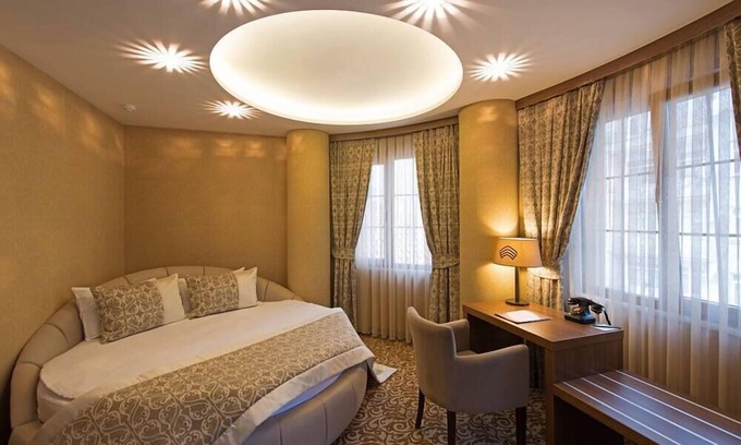 Silivri Hotel | Experience Comfort at Çeşmeli Konak Otel with Family Amenities