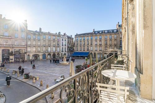Hotel de Ville - Quinconces Apartment | Élégant appartement Place du Parlement pour 4 personnes