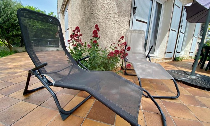 Segonzac Apartment | Elegant and Cozy Home with Family-Friendly Amenities