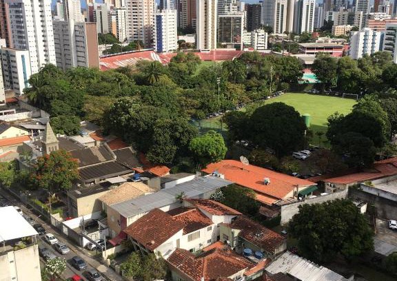 Aflitos Apartment | Prime Location in Zona Norte - Ideal for Families & Pets