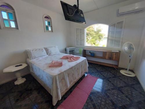 Taio House | Exceptional Suite Steps from Praia dos Anjos with Ocean View
