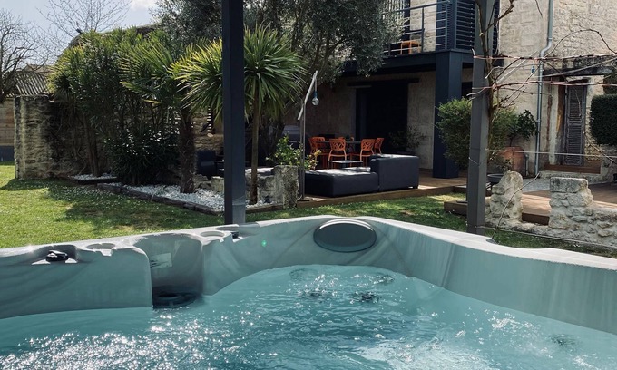 Le Gua Bed & Breakfast | Ô Chambre d'hôtes: Guest Rated 10/10 with Pool & Spa