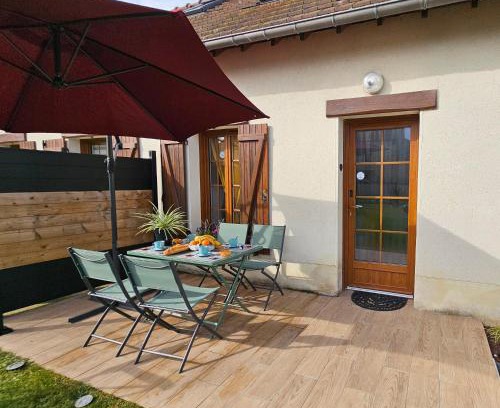 Bavent House | Discover Ô P'tit Billard Baventais: Oceanfront Getaway