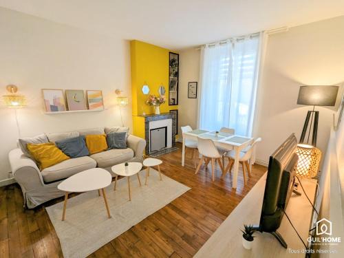 Chateaudun-Bannier Apartment | Relaxing Retreat with Garden and Parking Access