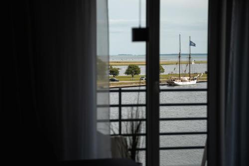 Kuressaare Apartment | Relax at Ö Seaside Suites & SPA - Rated 8.8 with Ocean Views