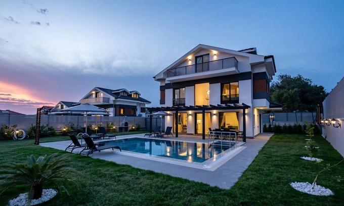 Oludeniz Villa | Ideal Villa in Ölüdeniz with Private Pool & Hot Tub