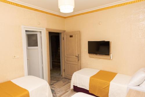 Iskenderpasa Apartment | Welcoming Öz Dünya Suites Apartment - Ideal for Families