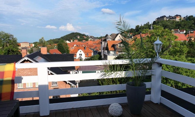 Blankenburg Apartment | Elevated Comfort at Über den Dächern - Guest Rated 9.5/10