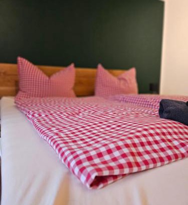 Niederholte Hotel | Experience Cozy Stays at Café Restaurant Vedder
