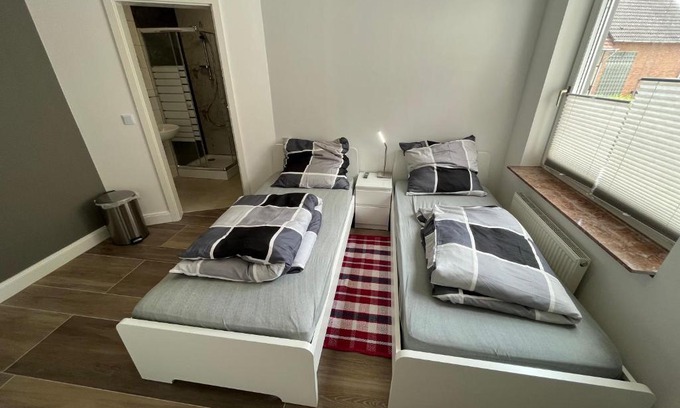 Staufenberg Apartment | Comfortable Übernachtung by Tag: Family-Friendly Escape