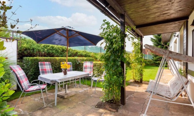 Cerveny Kostelec House | Discover Červený Kostelec: Poolside Retreat with Ocean Views