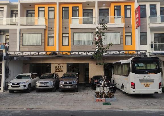 Rach Gia Hotel | Cozy ĐỨC THẠNH HOTEL: Top-Rated Stay with Breakfast