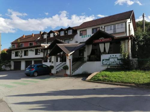 Virovitica Bed & Breakfast | Pet-Friendly Šulentić Sobe & Restaurant for Family Getaways
