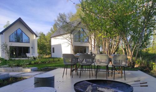 Zarnowica Apartment | Źródlana Apartamenty: Year-Round Family Retreats