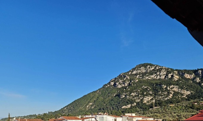 Kamena Vourla Apartment | Renovated Loft with Sea and Mountain Views, Steps from Beach