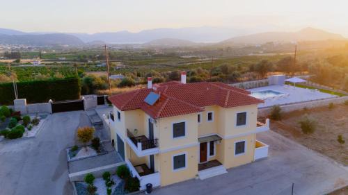 Nea Tirintha Villa | Villa Penelope: Private Hillside Pool with Ocean View