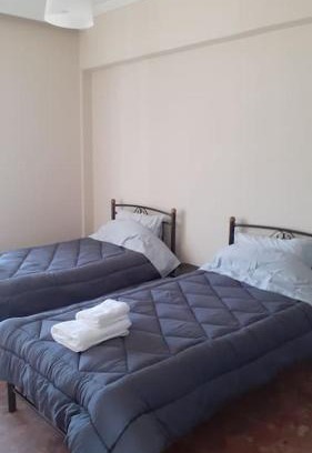 Karditsa Apartment | Discover Βαγγέλης: Family-Friendly with Kitchen Amenities
